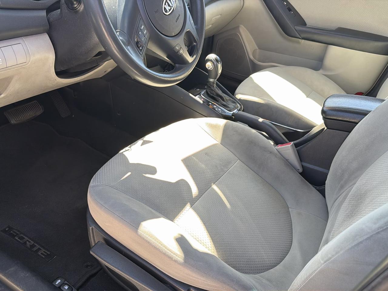 Kia Forte 4dr Sdn Auto EX 2011