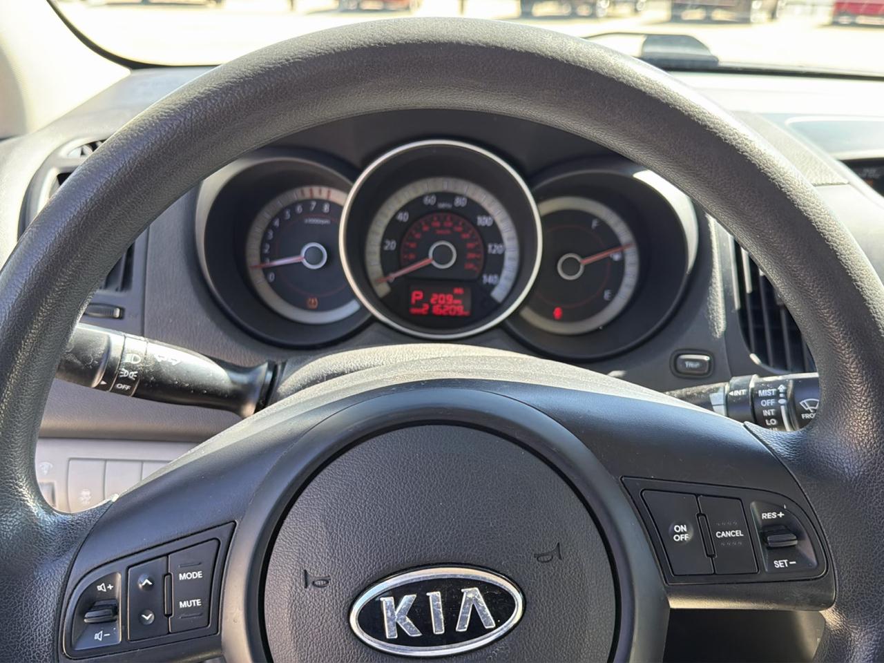 Kia Forte 4dr Sdn Auto EX 2011