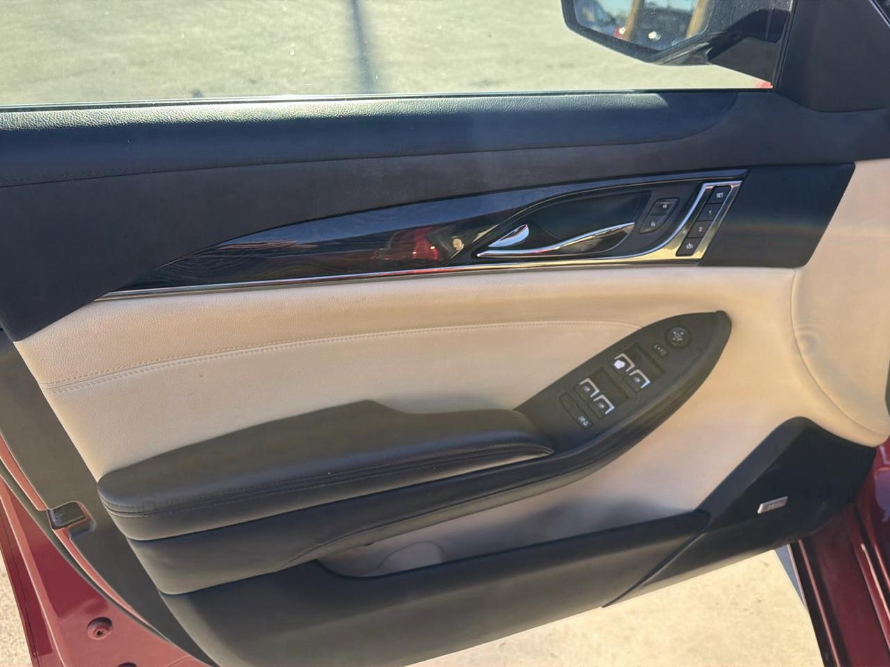 Cadillac CTS Sedan 4dr Sdn 3.6L Luxury RWD 2017