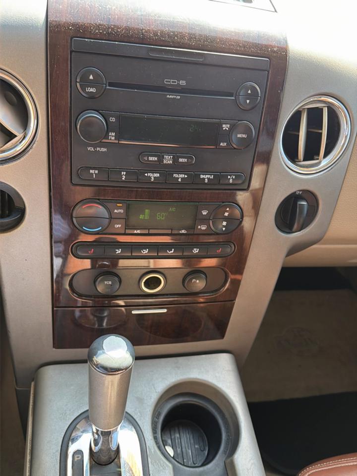 Ford F-150 2WD SuperCrew 139" King Ranch 2007