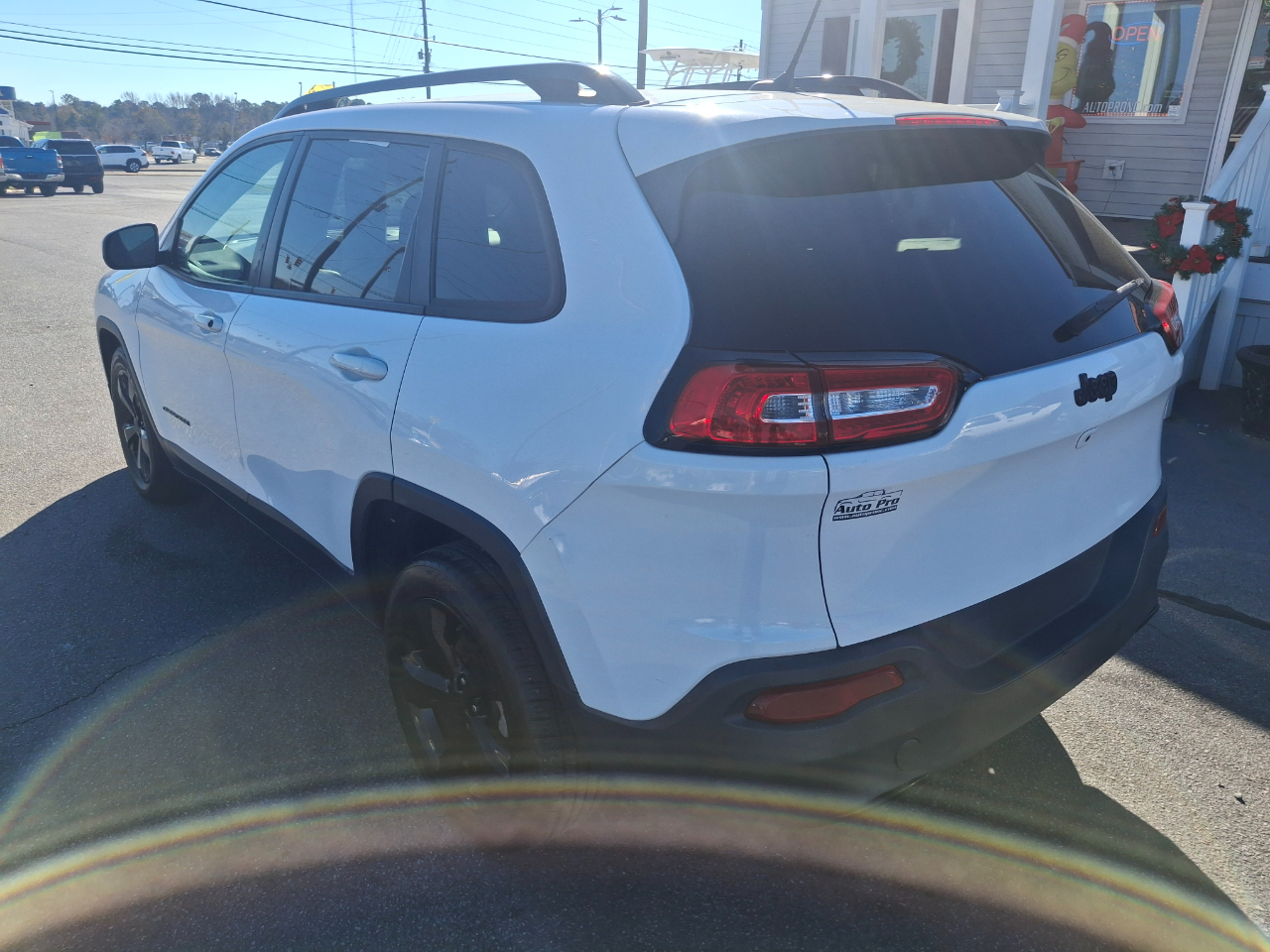 2018 Jeep Cherokee Latitude photo 3