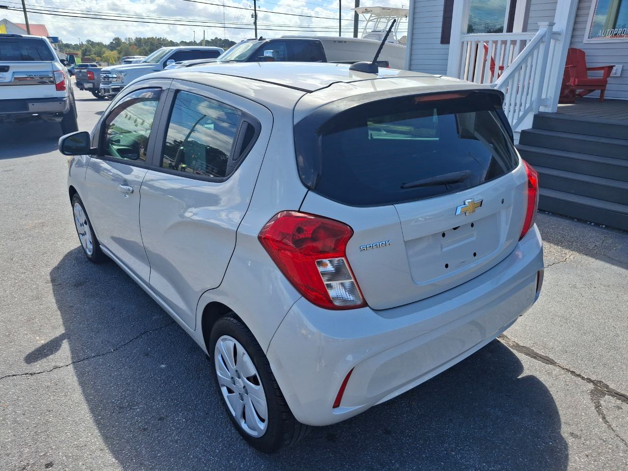 2017 Chevrolet Spark LS photo 3
