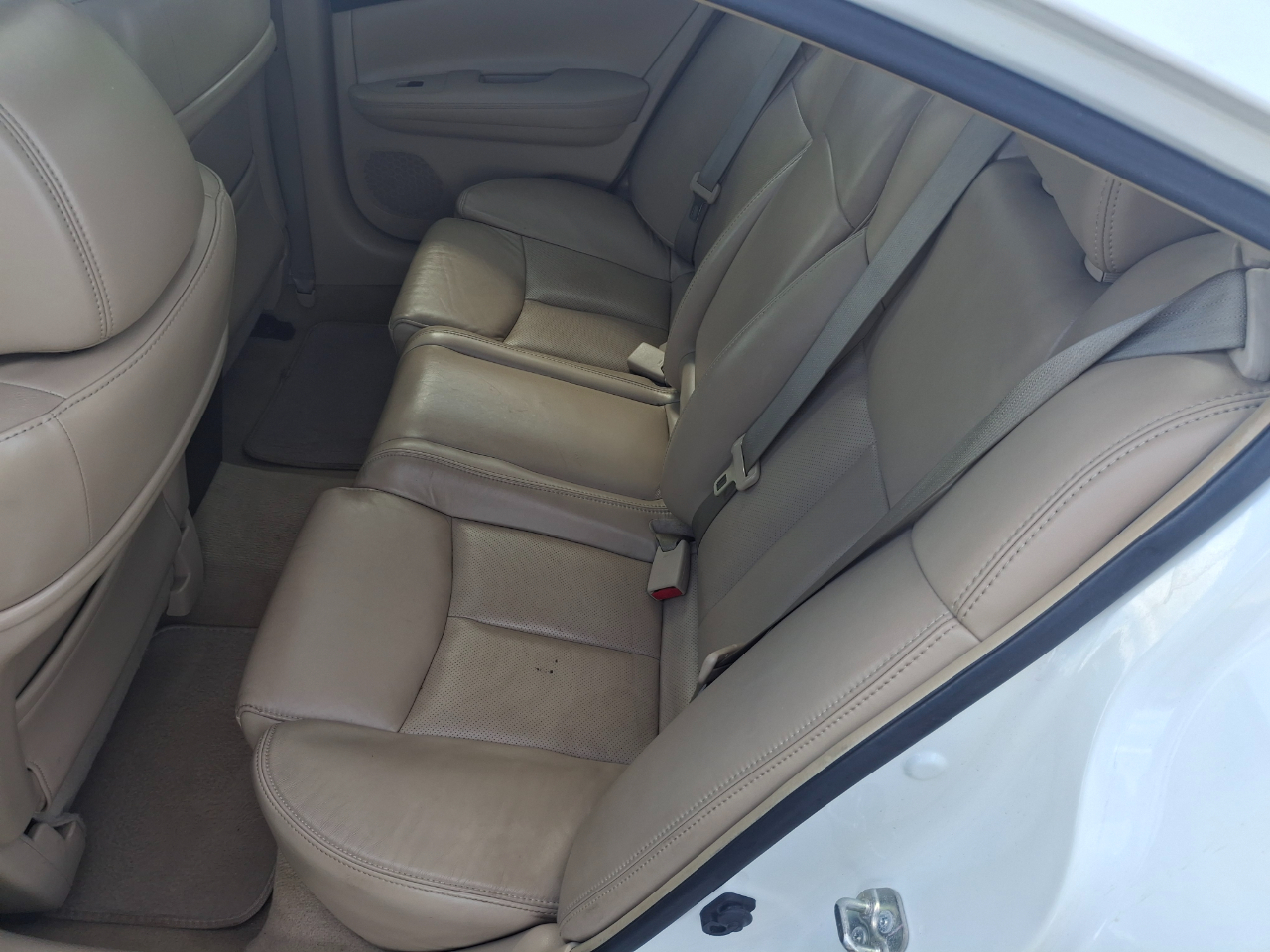 2014 Nissan Maxima SV Premium photo 17