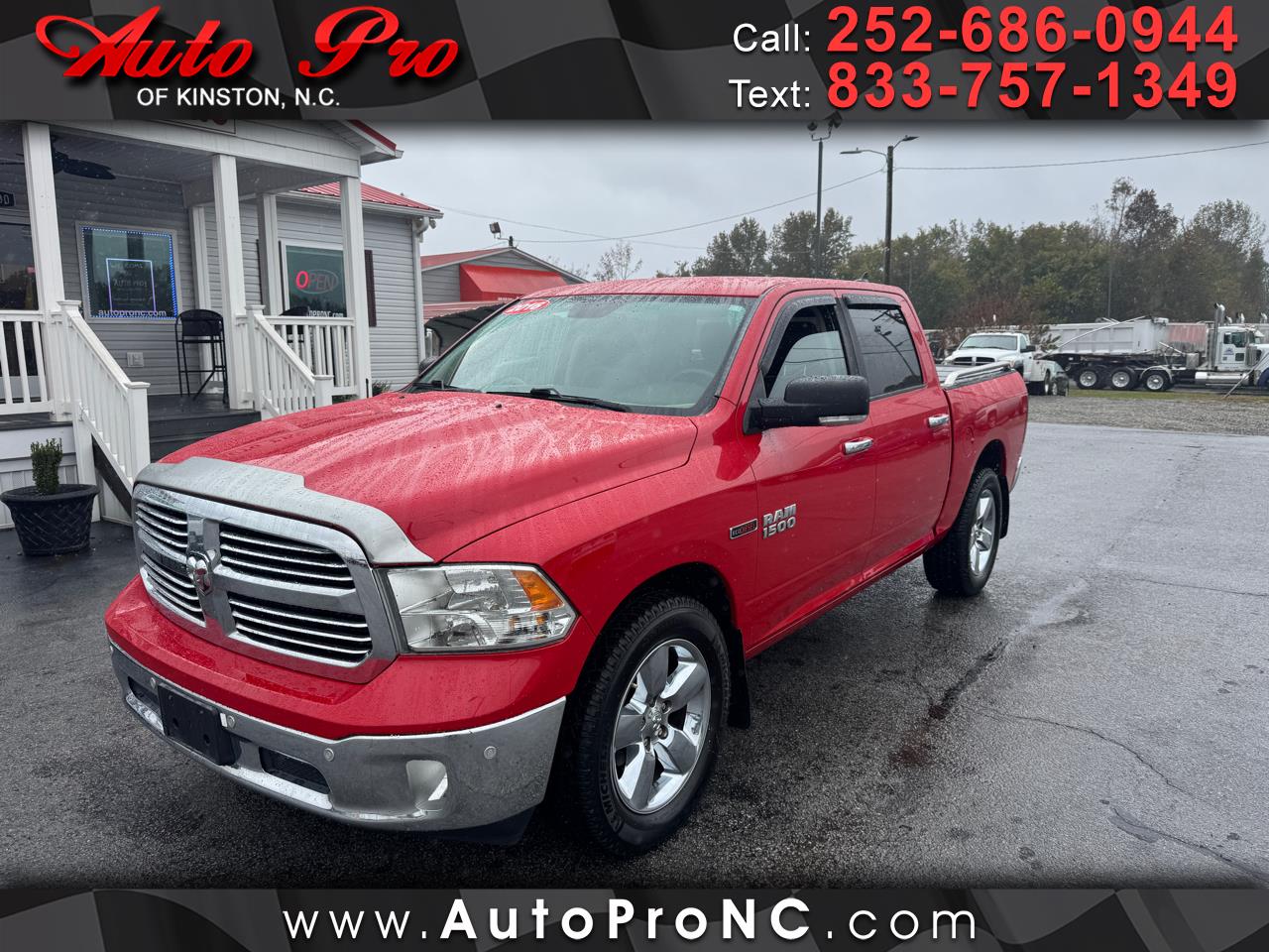 2016 RAM 1500 4WD Crew Cab 140.5" Big Horn