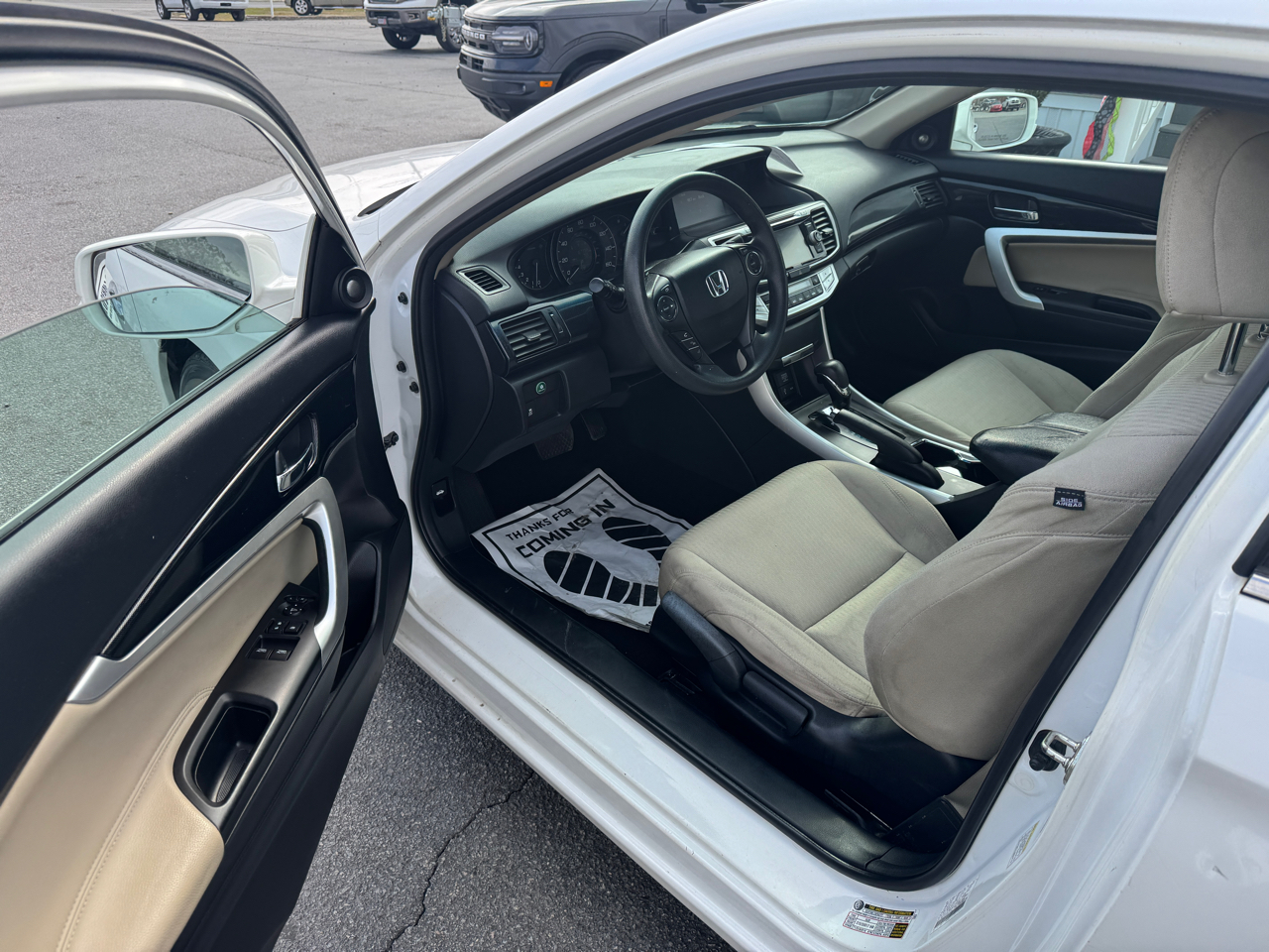 2014 Honda Accord EX photo 4