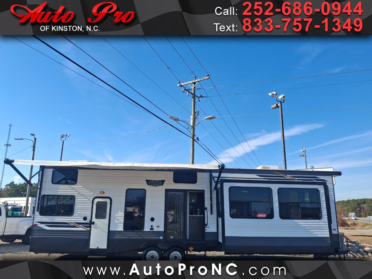 2022 Forest River Wildwood 42FLDL