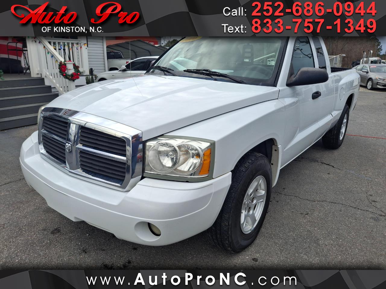 2006 Dodge Dakota 2dr Club Cab 131 SLT