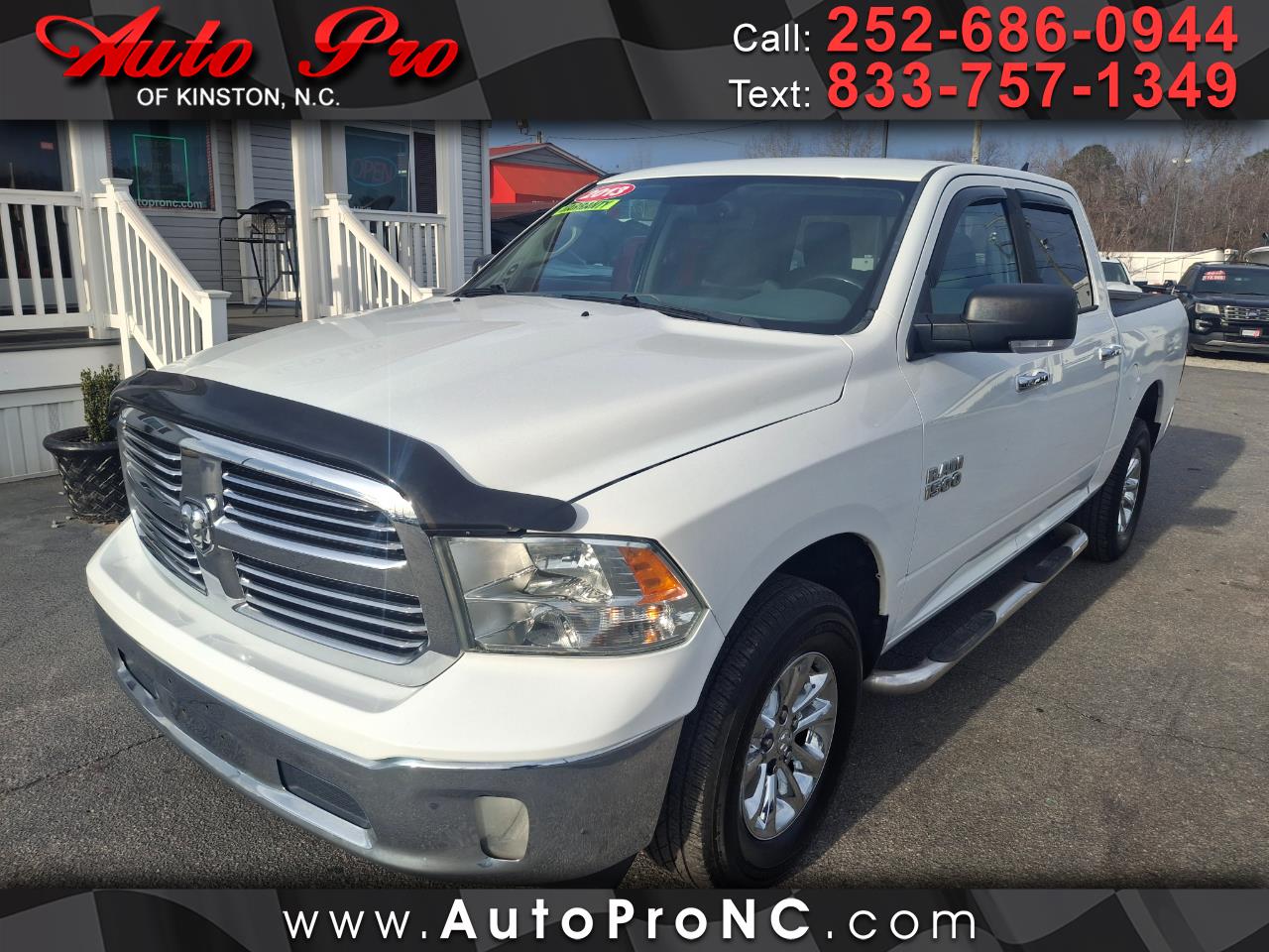 2013 RAM 1500 4WD Crew Cab 140.5" SLT