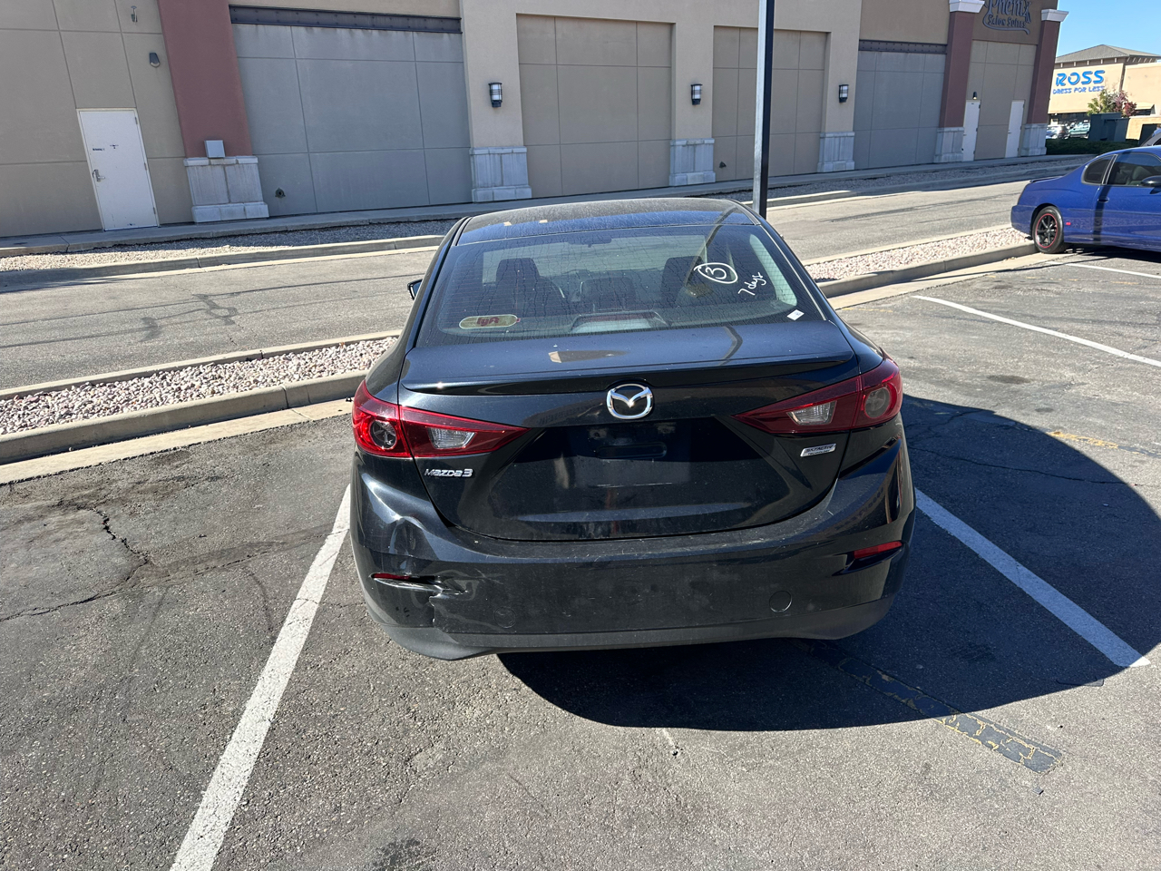 Mazda MAZDA3 4dr Sdn Auto i Touring 2014 Mazda MAZDA3 4dr Sdn Auto i Touring 2014