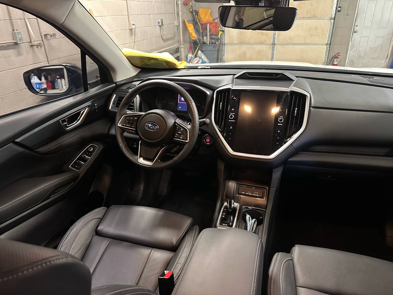 2024 Subaru Ascent Limited photo 3