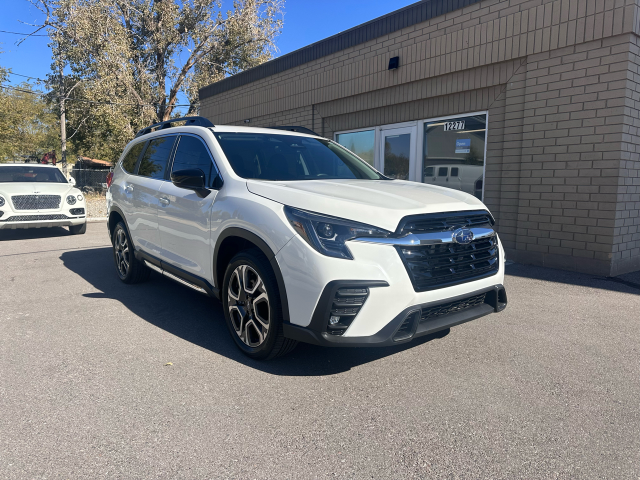 2024 Subaru Ascent Limited photo 4