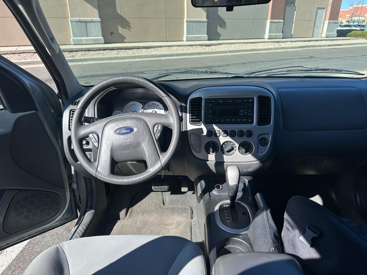 Ford Escape 4dr 2.3L Hybrid 4WD 2006 Ford Escape 4dr 2.3L Hybrid 4WD 2006