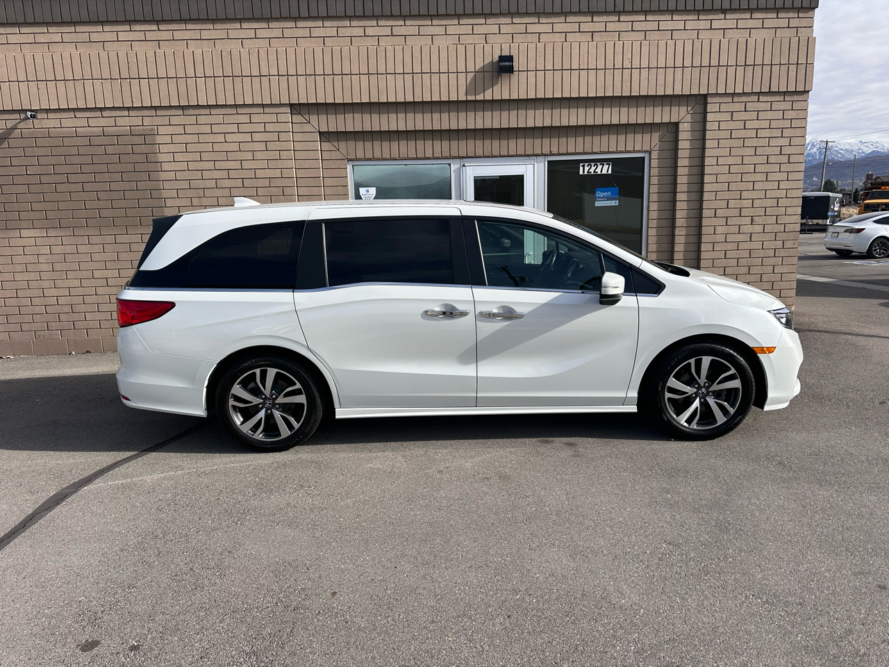 Honda Odyssey Touring Auto 2023