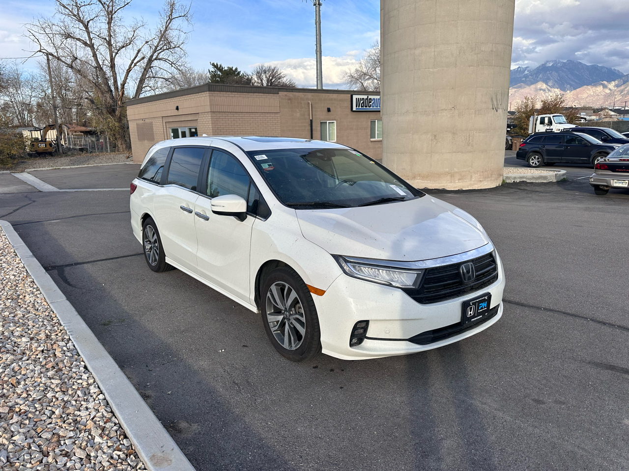 Honda Odyssey Touring Auto 2023