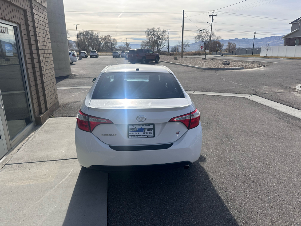 Toyota Corolla 4dr Sdn CVT S w/Special Edition Pkg (Natl) 2016