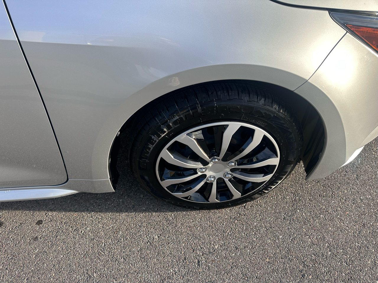 Toyota Corolla LE CVT (Natl) 2020