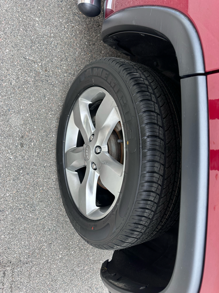 Jeep Grand Cherokee 4WD 4dr Overland 2012