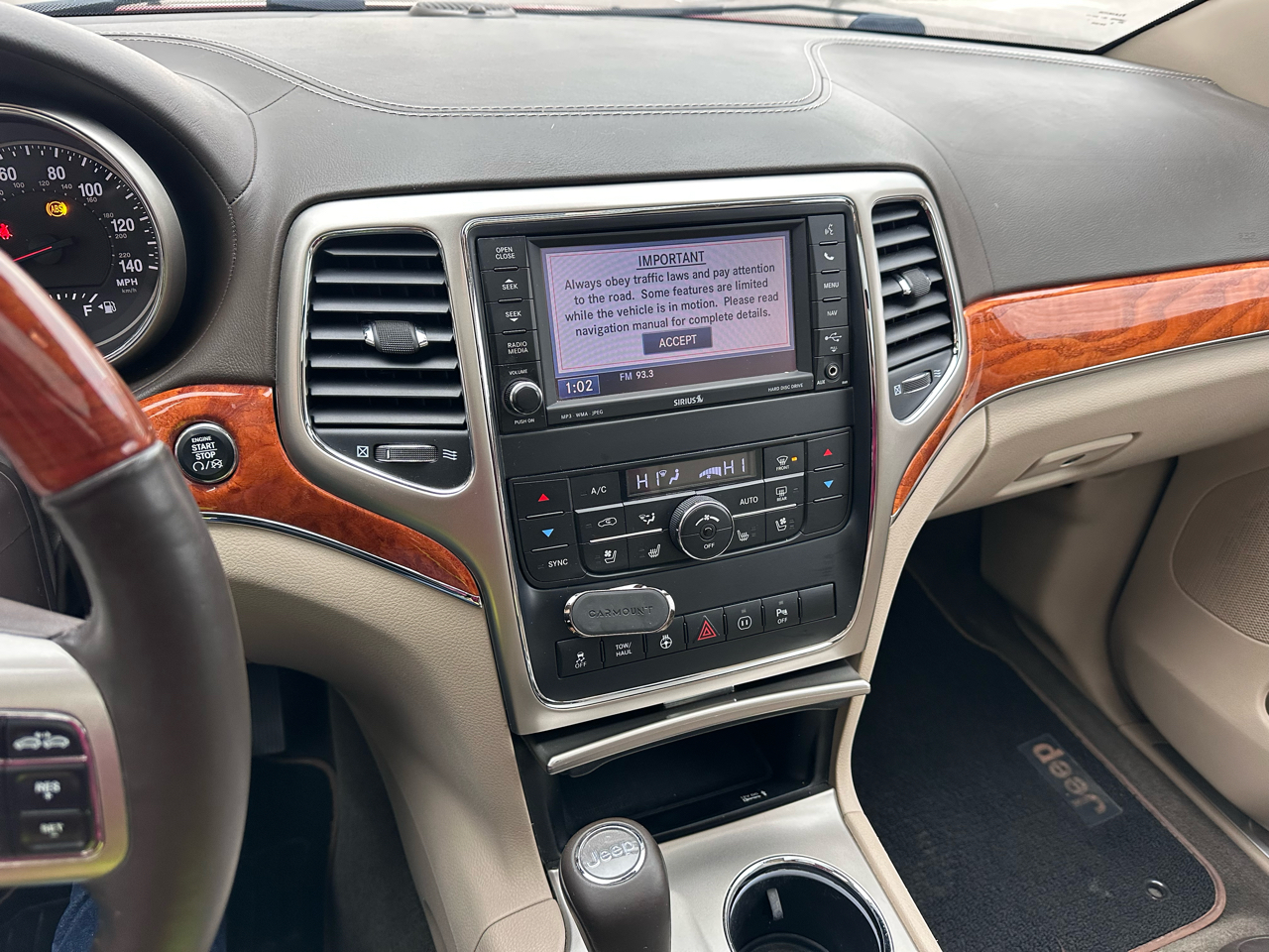 Jeep Grand Cherokee 4WD 4dr Overland 2012