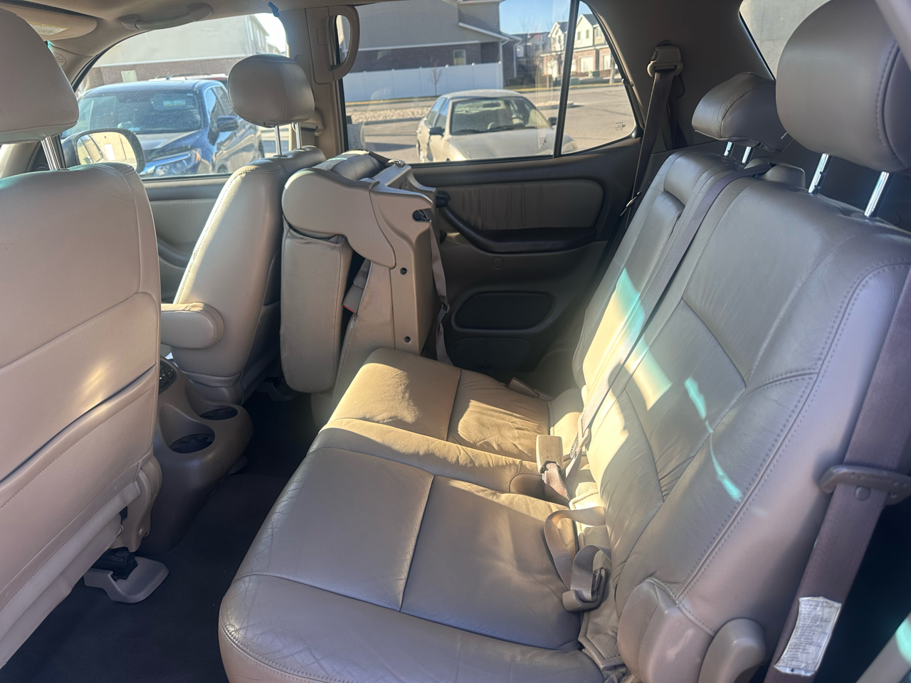 Toyota Sequoia 4dr Limited 4WD (Natl) 2002