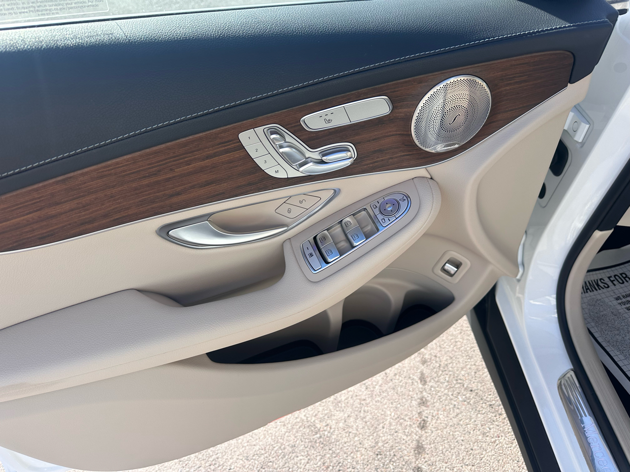 Mercedes-Benz GLC GLC 300 4MATIC Coupe 2023