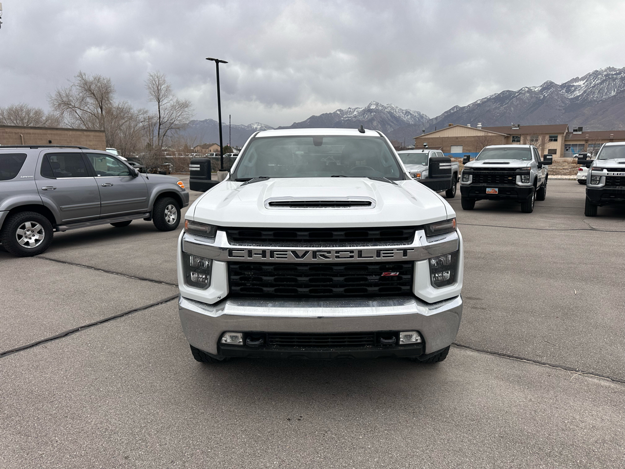 Chevrolet Silverado 3500HD 4WD Crew Cab 159" LT 2023