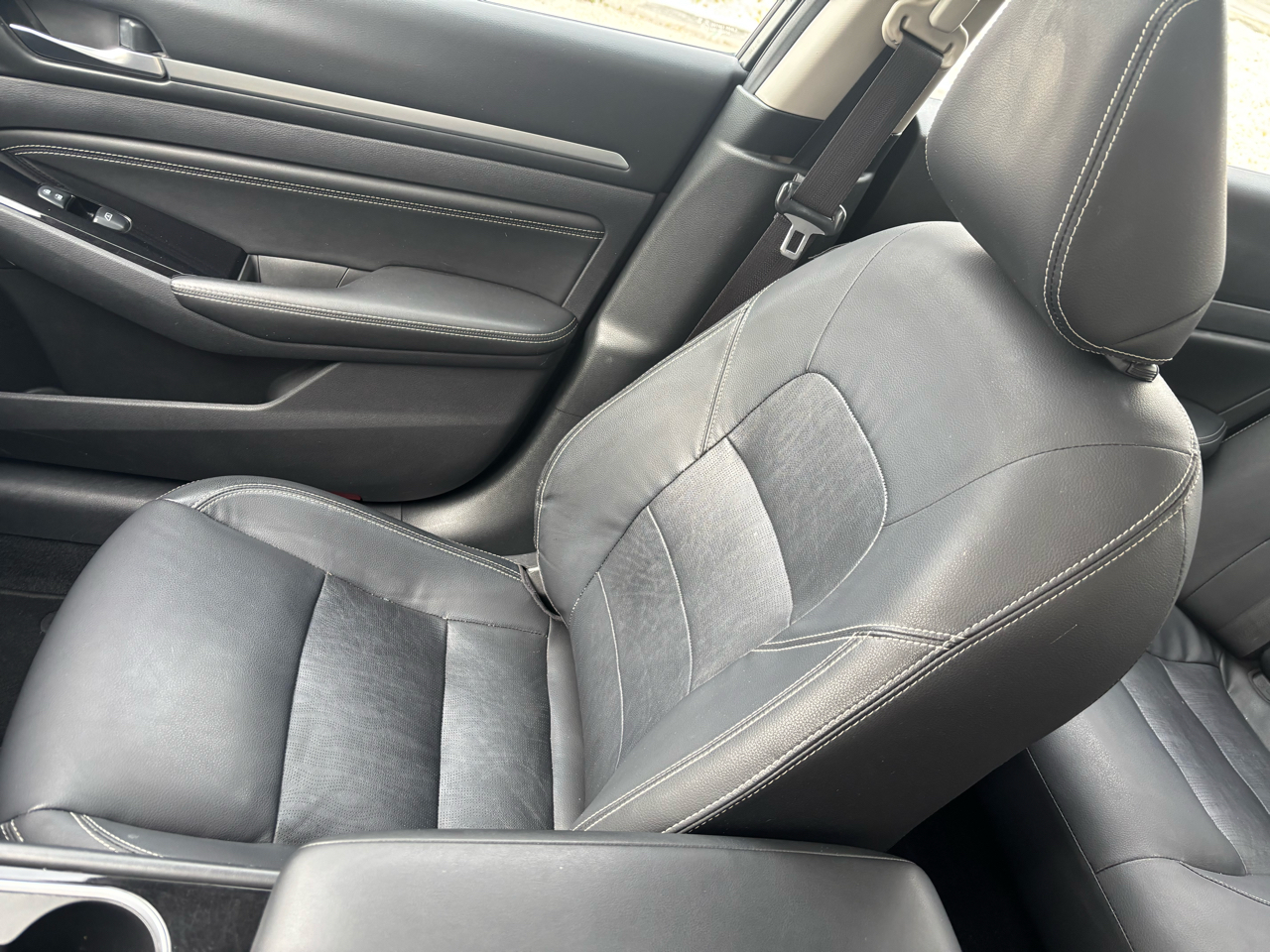 Nissan Altima 2.5 SL Sedan 2020