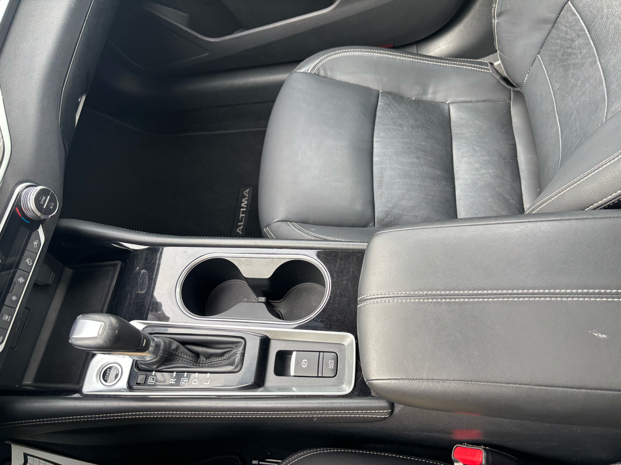 Nissan Altima 2.5 SL Sedan 2020