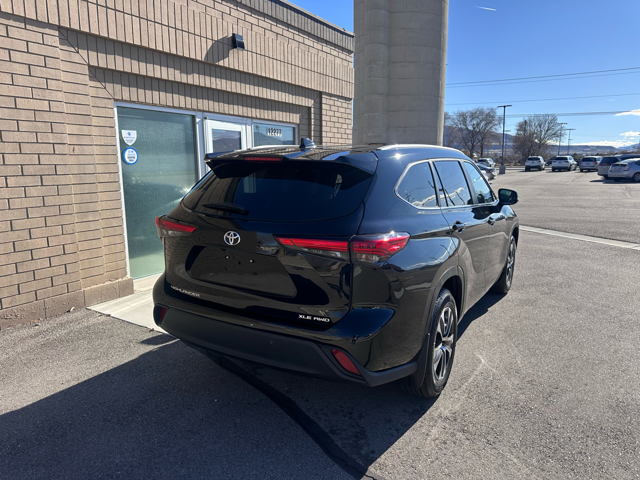 Toyota Highlander XLE V6 AWD (Natl) 2023