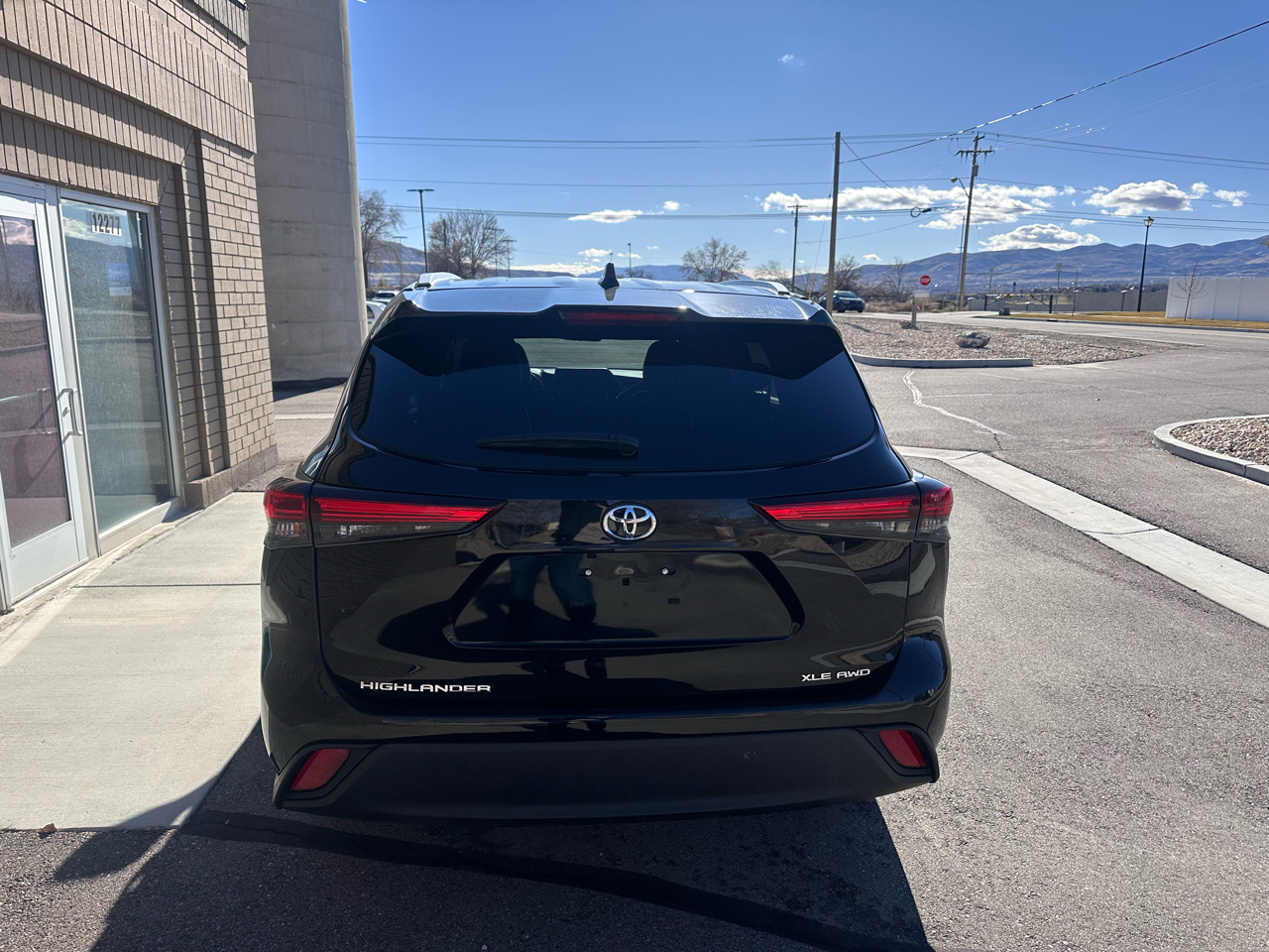 Toyota Highlander XLE V6 AWD (Natl) 2023