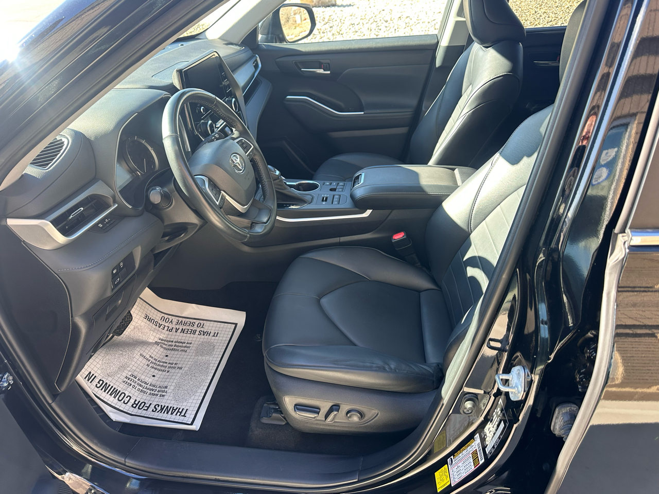 Toyota Highlander XLE V6 AWD (Natl) 2023