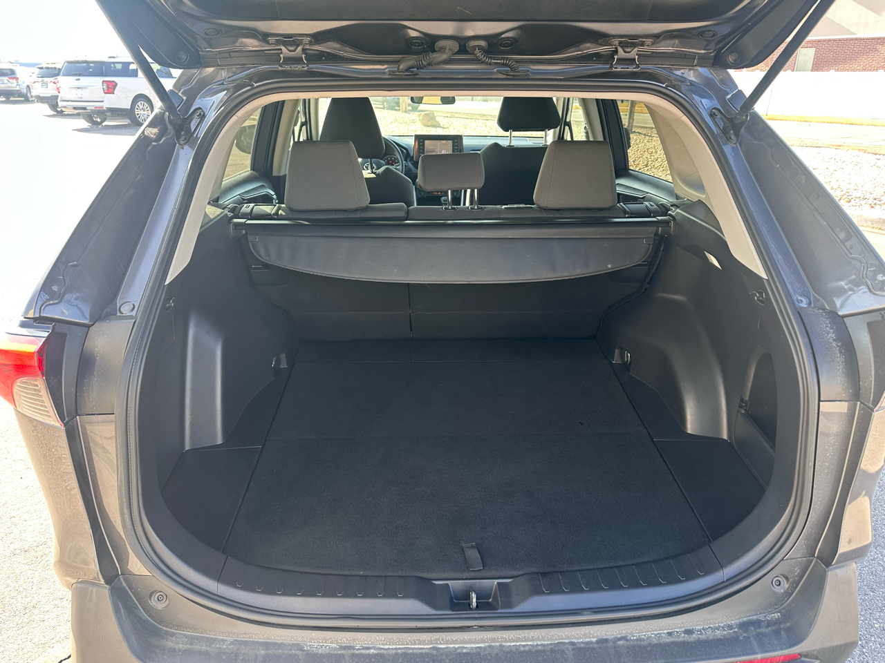 Toyota RAV4 XLE AWD (Natl) 2022