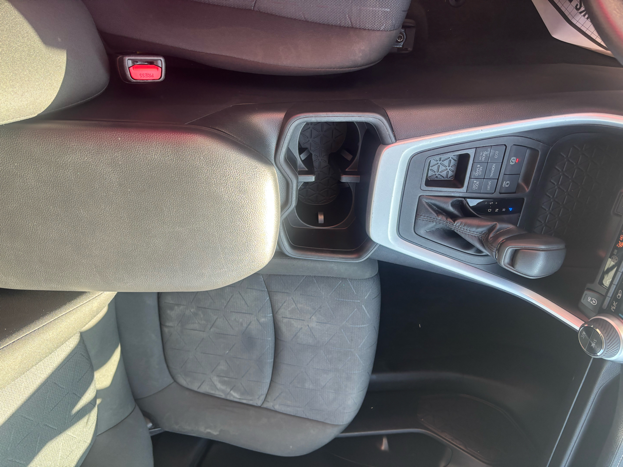 Toyota RAV4 XLE AWD (Natl) 2022