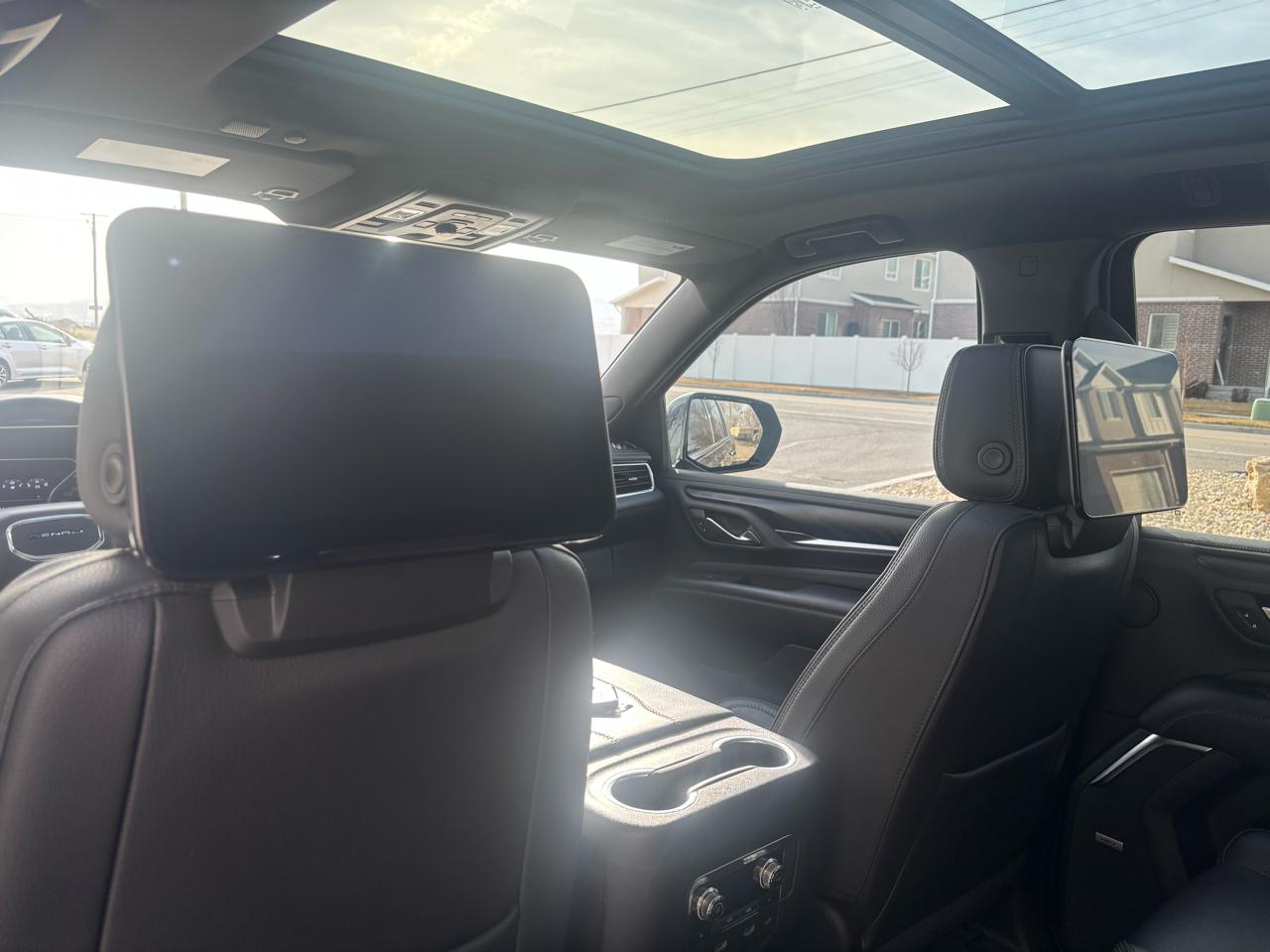 GMC Yukon XL 4WD 4dr Denali 2021