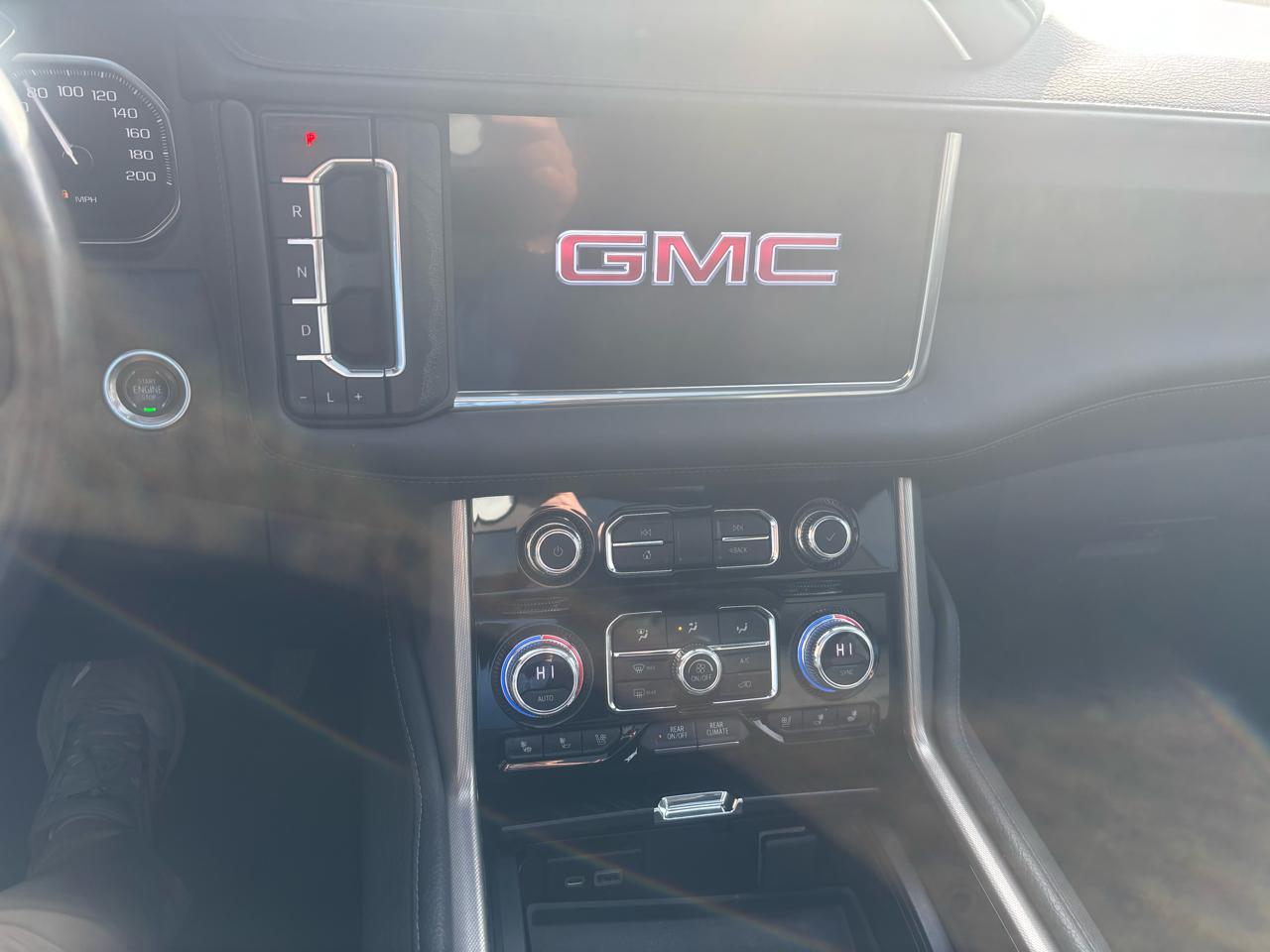 GMC Yukon XL 4WD 4dr Denali 2021