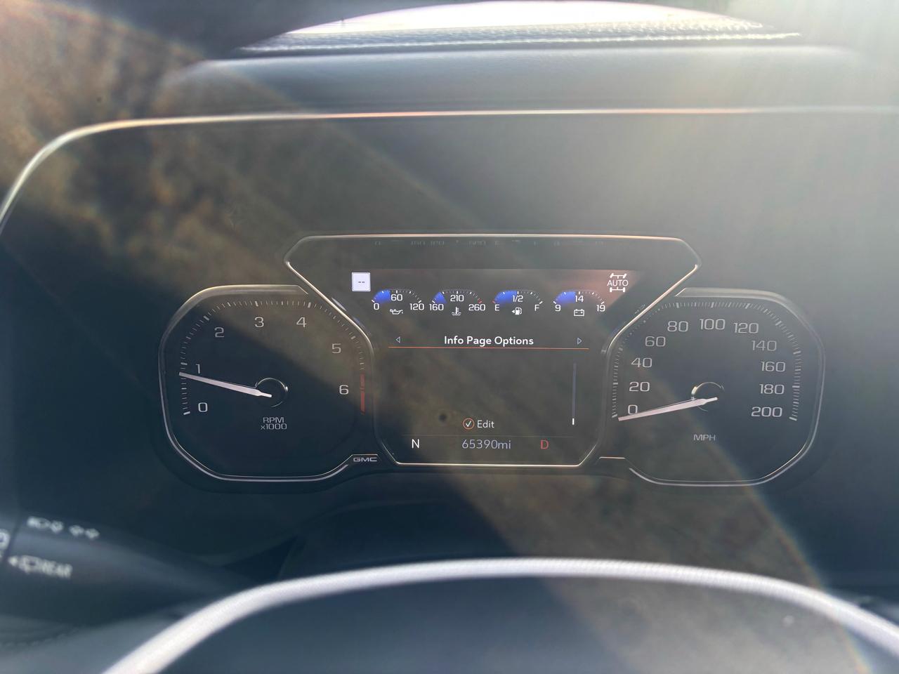 GMC Yukon XL 4WD 4dr Denali 2021