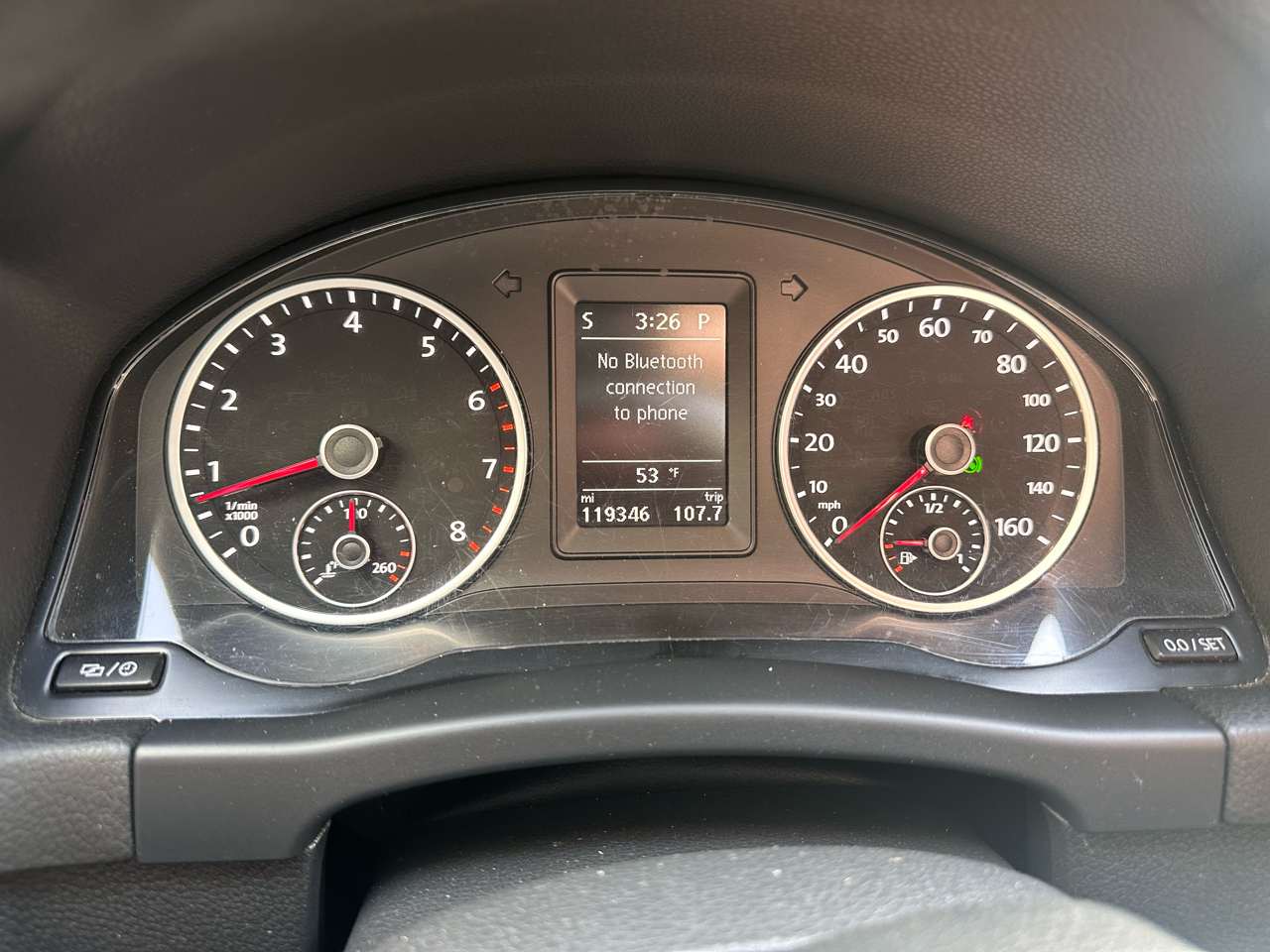 Volkswagen Tiguan 4WD 4dr Auto SE w/Sunroof & Nav 2013