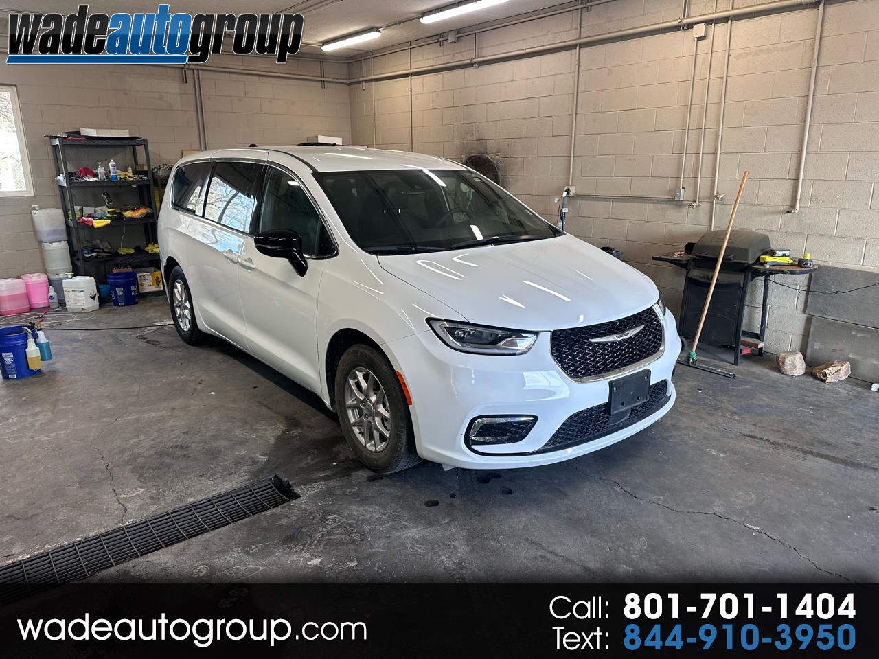 2025 Chrysler Pacifica Select FWD