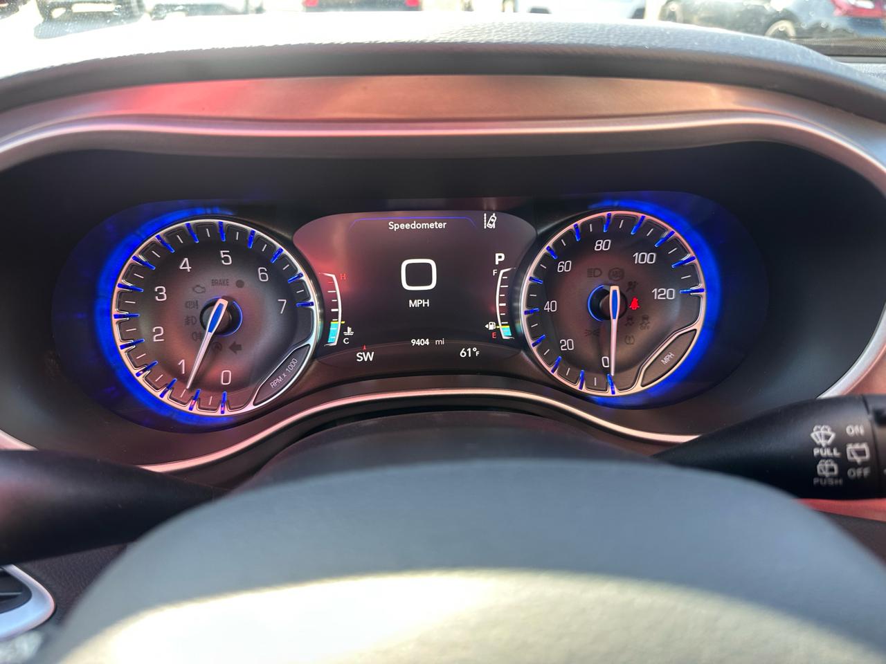 Chrysler Pacifica Select FWD 2025