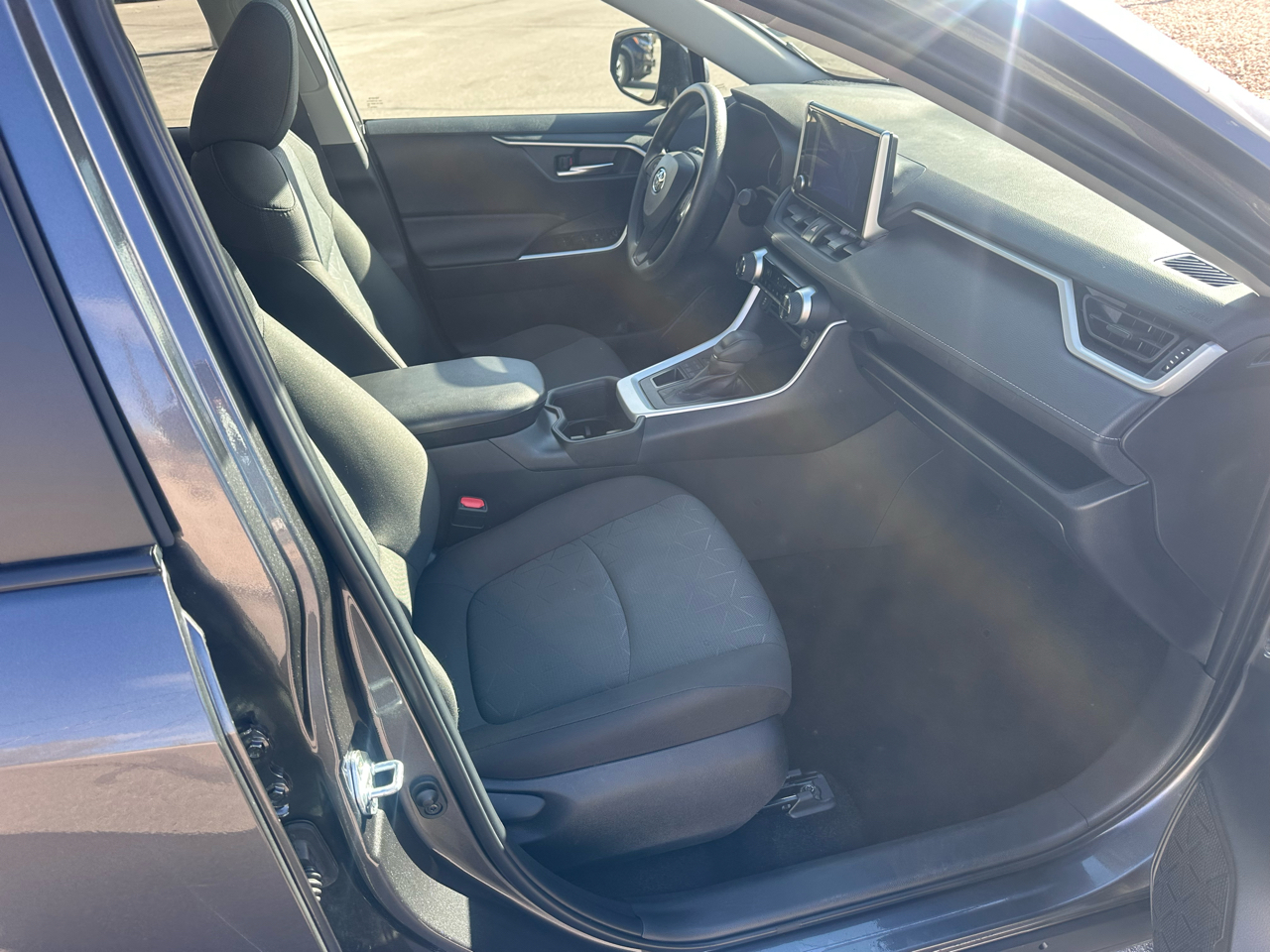 Toyota RAV4 XLE AWD (Natl) 2025