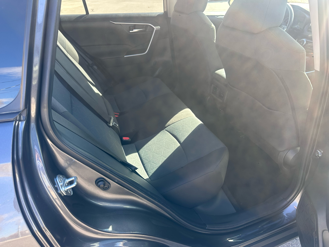 Toyota RAV4 XLE AWD (Natl) 2025