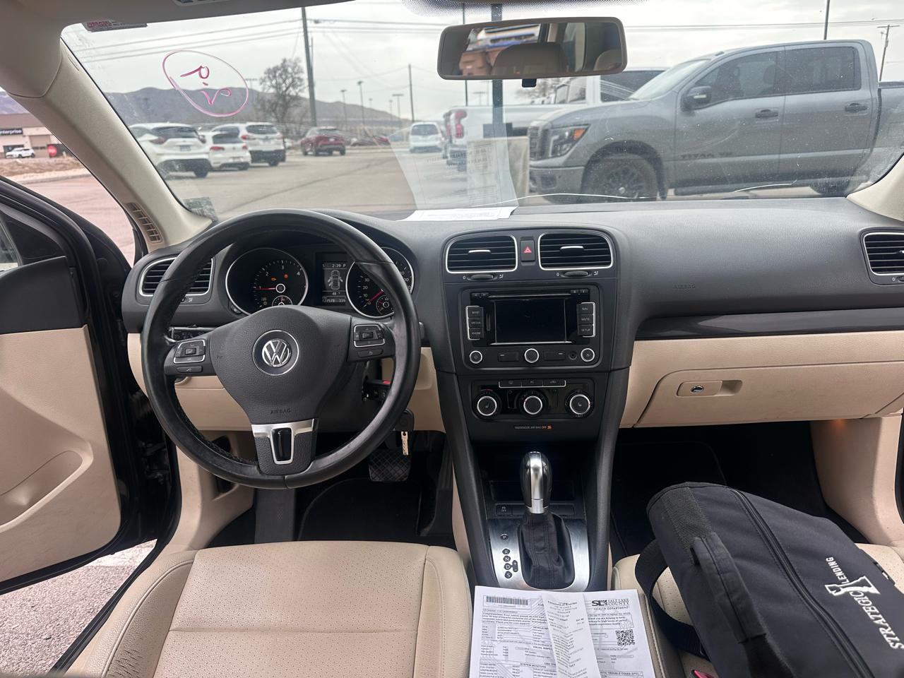 Volkswagen Jetta SportWagen 4dr DSG TDI 2011