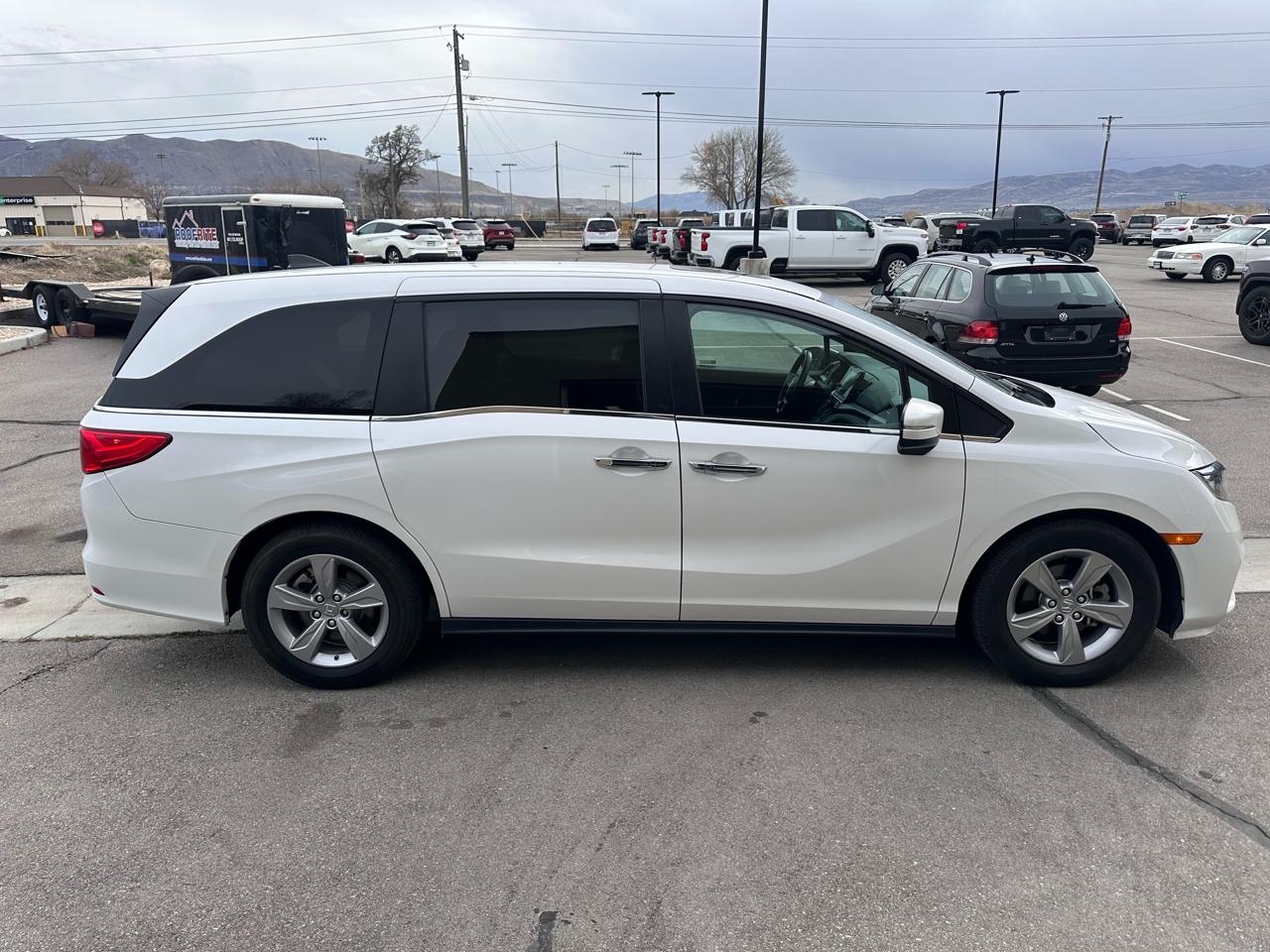 Honda Odyssey EX-L Auto 2024