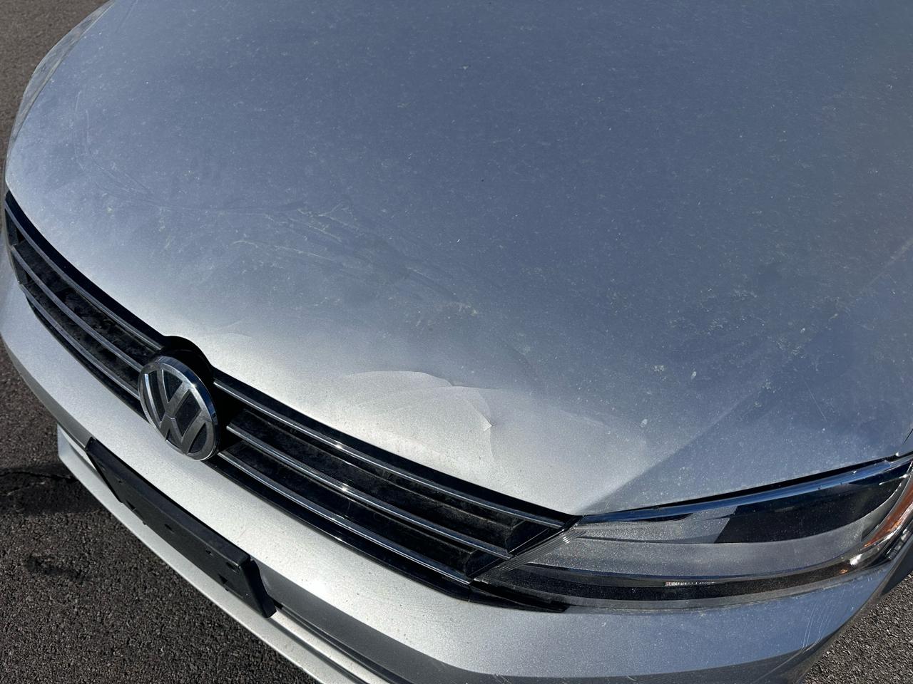 Volkswagen Jetta Sedan 4dr Auto 1.8T SE PZEV 2015