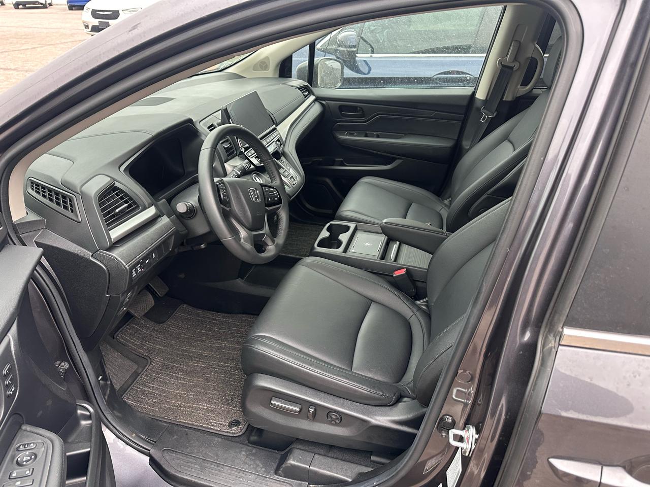 Honda Odyssey EX-L Auto 2025