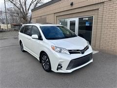 2020 Toyota Sienna 