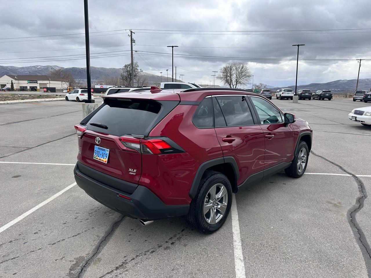 Toyota RAV4 XLE AWD (Natl) 2025