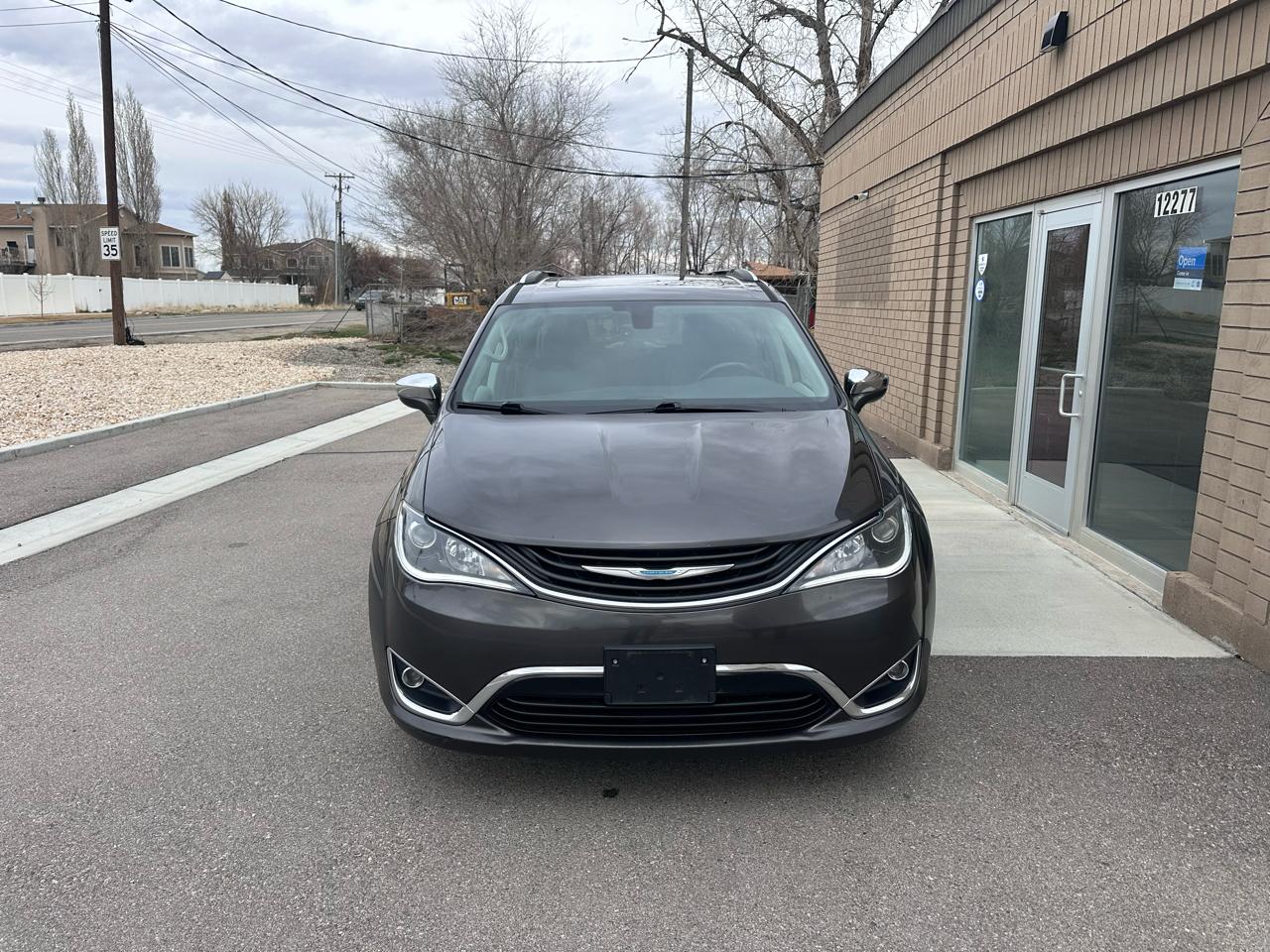 Chrysler Pacifica Hybrid Limited FWD 2018