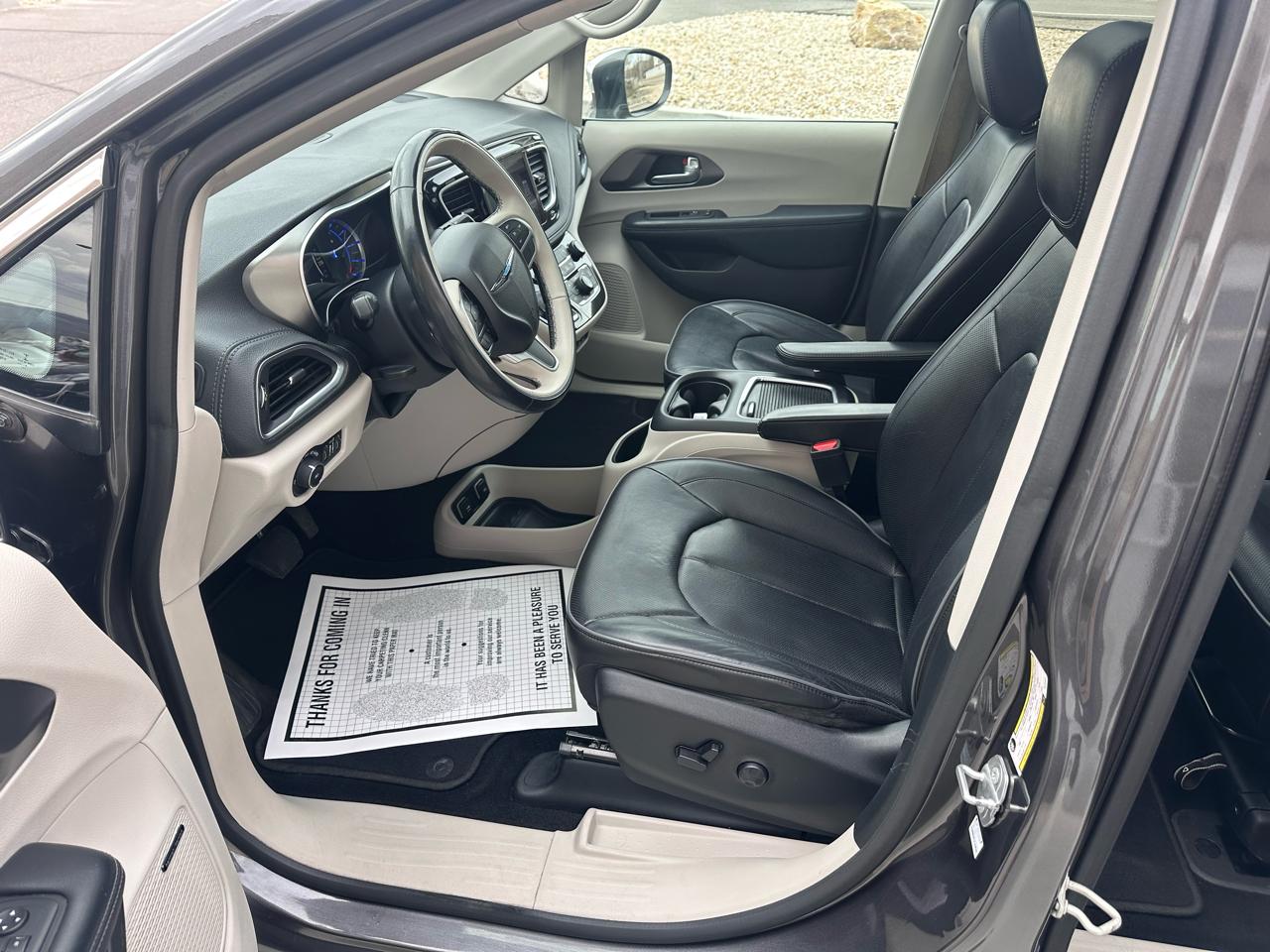 Chrysler Pacifica Hybrid Limited FWD 2018