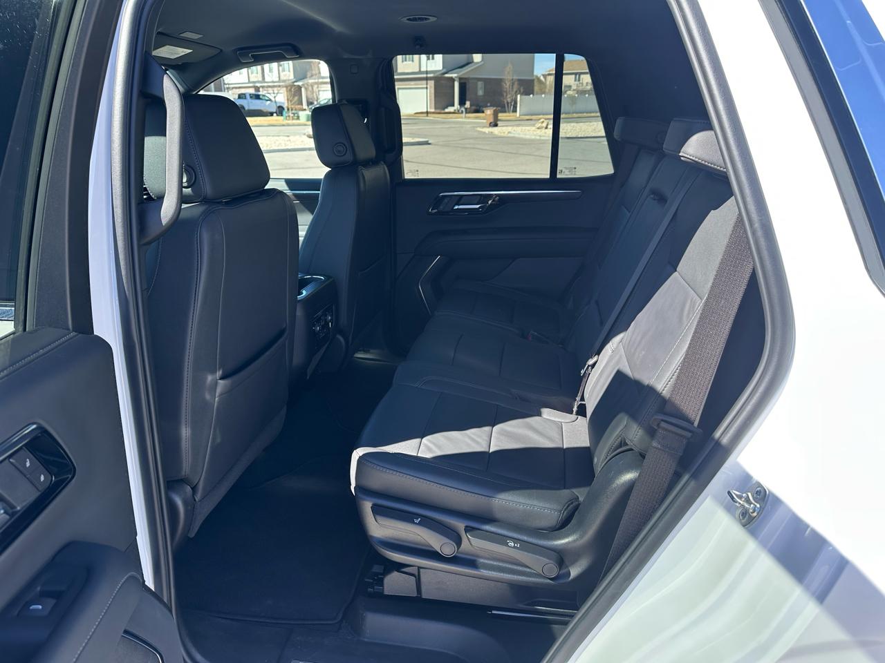 Chevrolet Tahoe 4WD 4dr LT 2025