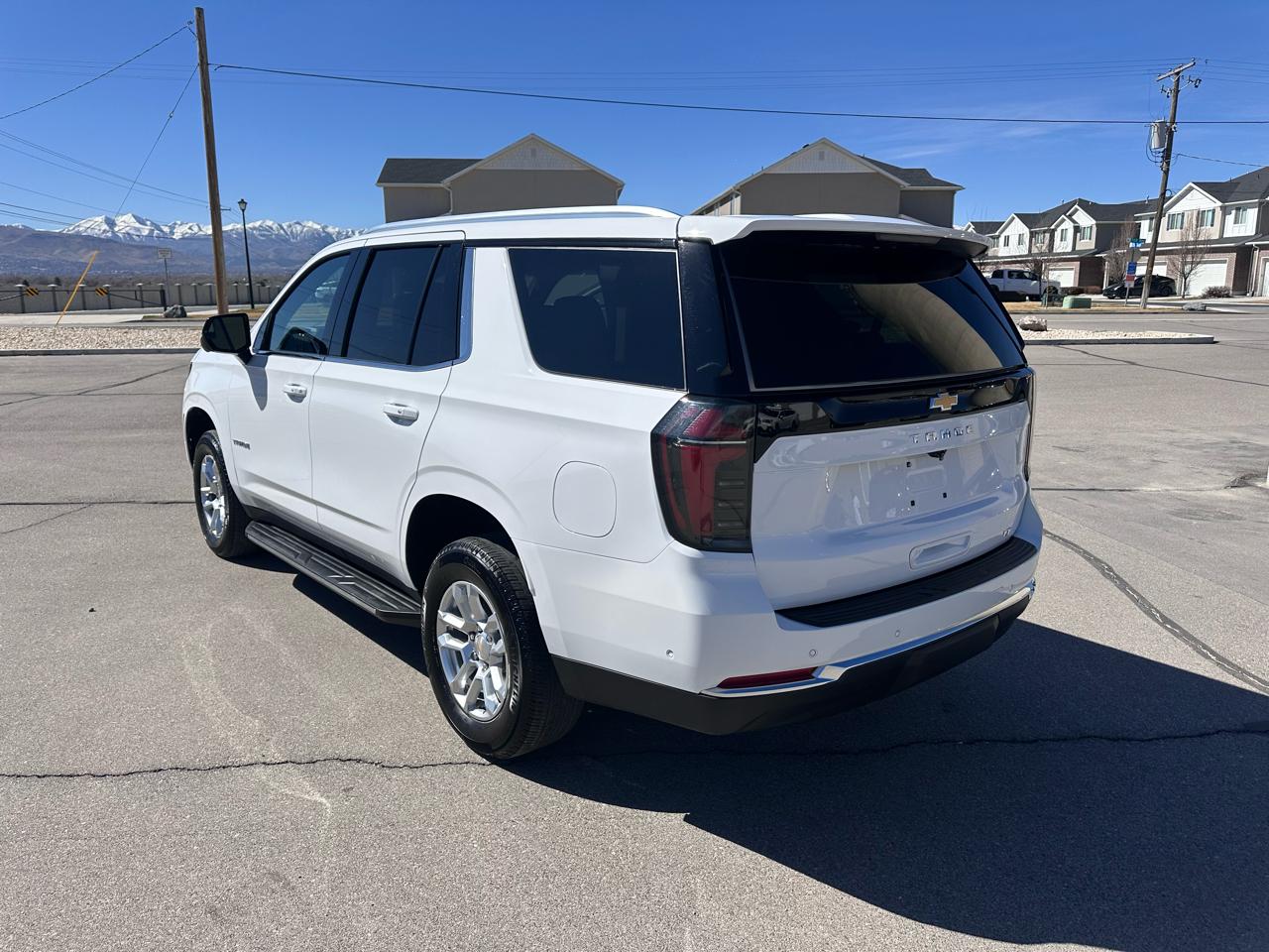 Chevrolet Tahoe 4WD 4dr LT 2025